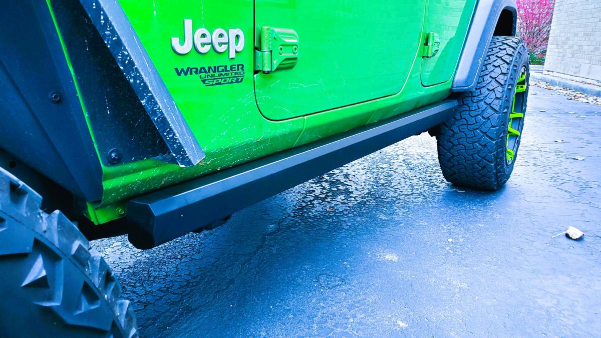 Gallery Standout Garage